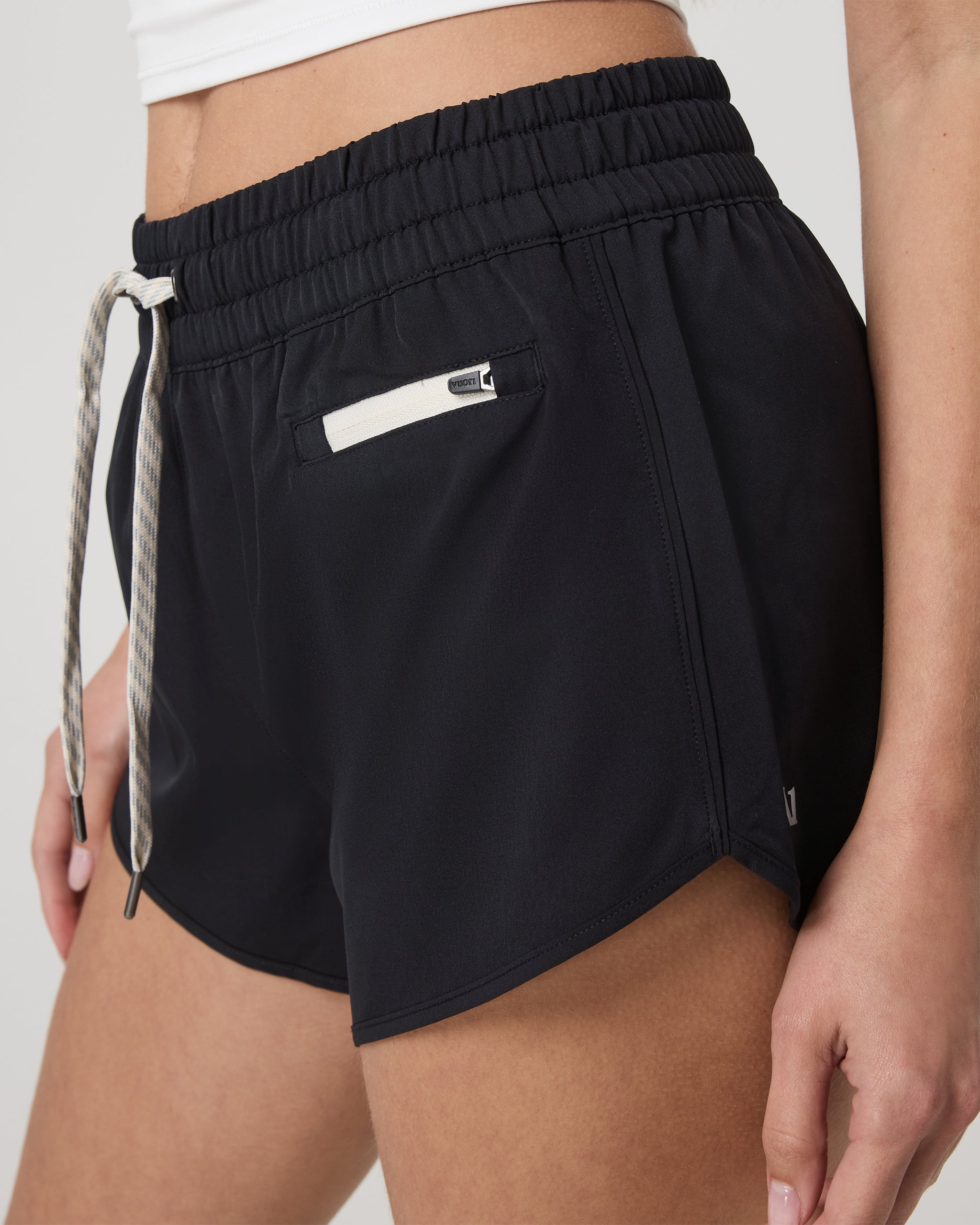 VUORI WOMEN'S CLEMENTINE 4