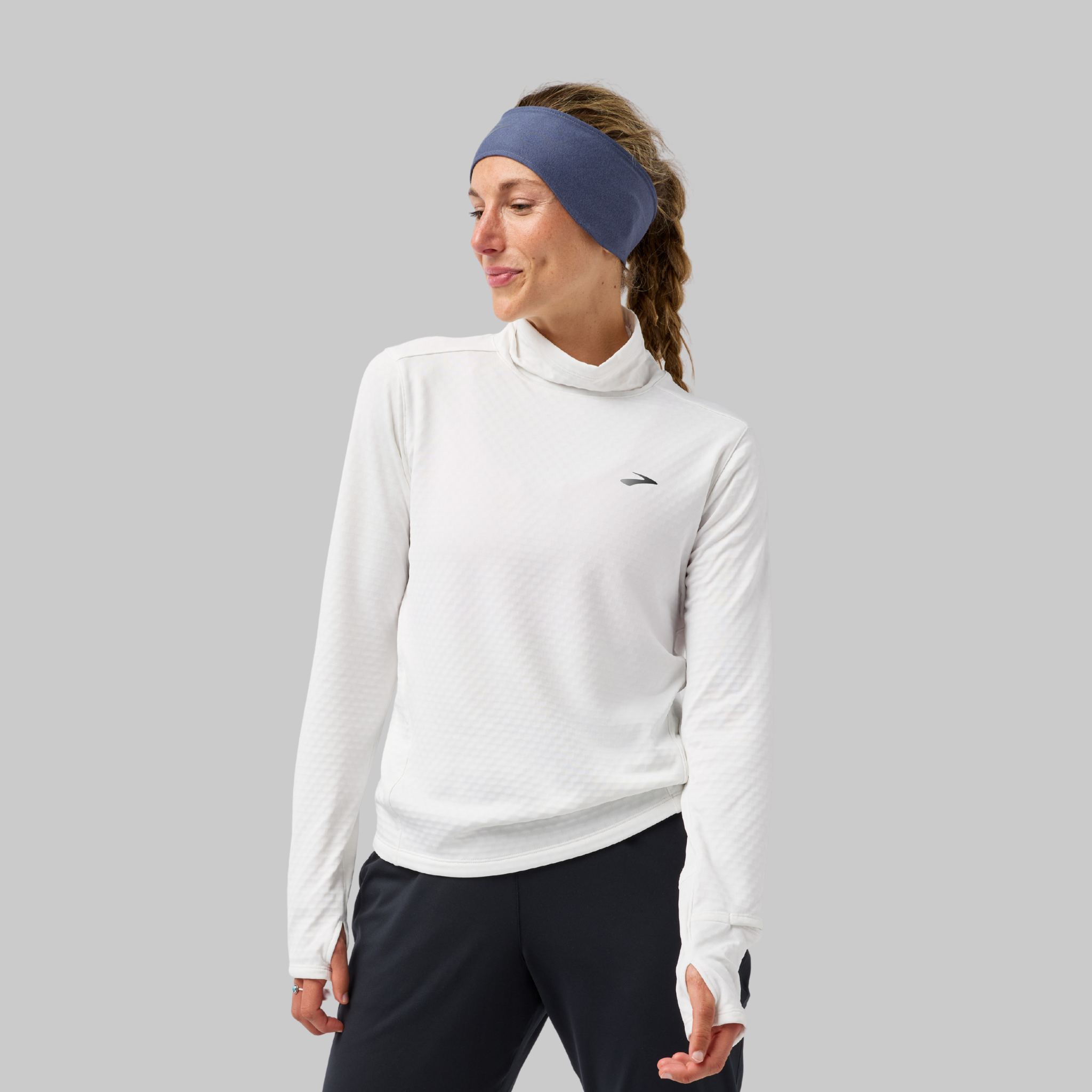 BROOKS WOMEN'S NOTCH THERMAL LONG SLEEVE 3.0 - WHITE XS