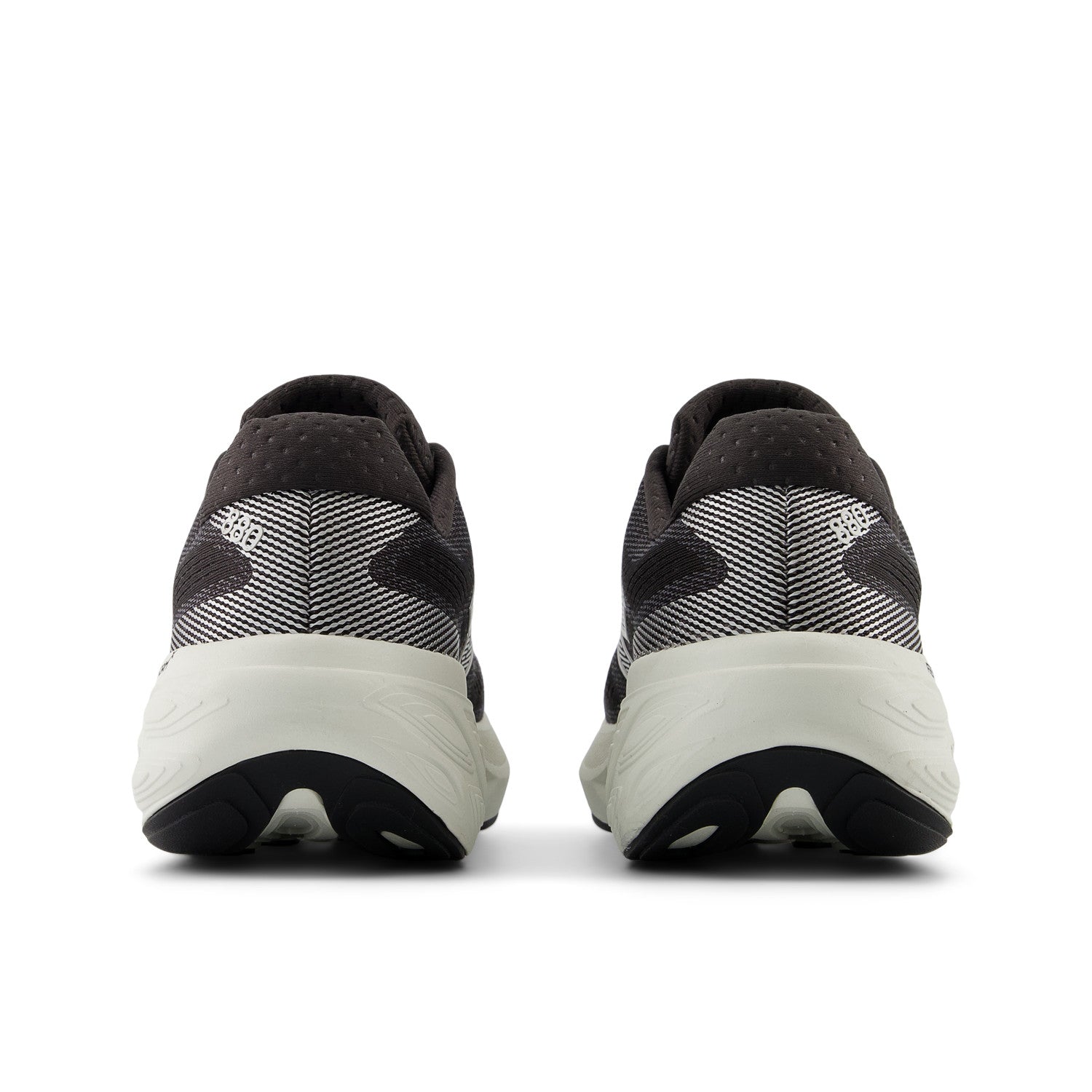 NEW BALANCE WOMEN'S 880 V15 - WIDE D - BLACK CEMENT