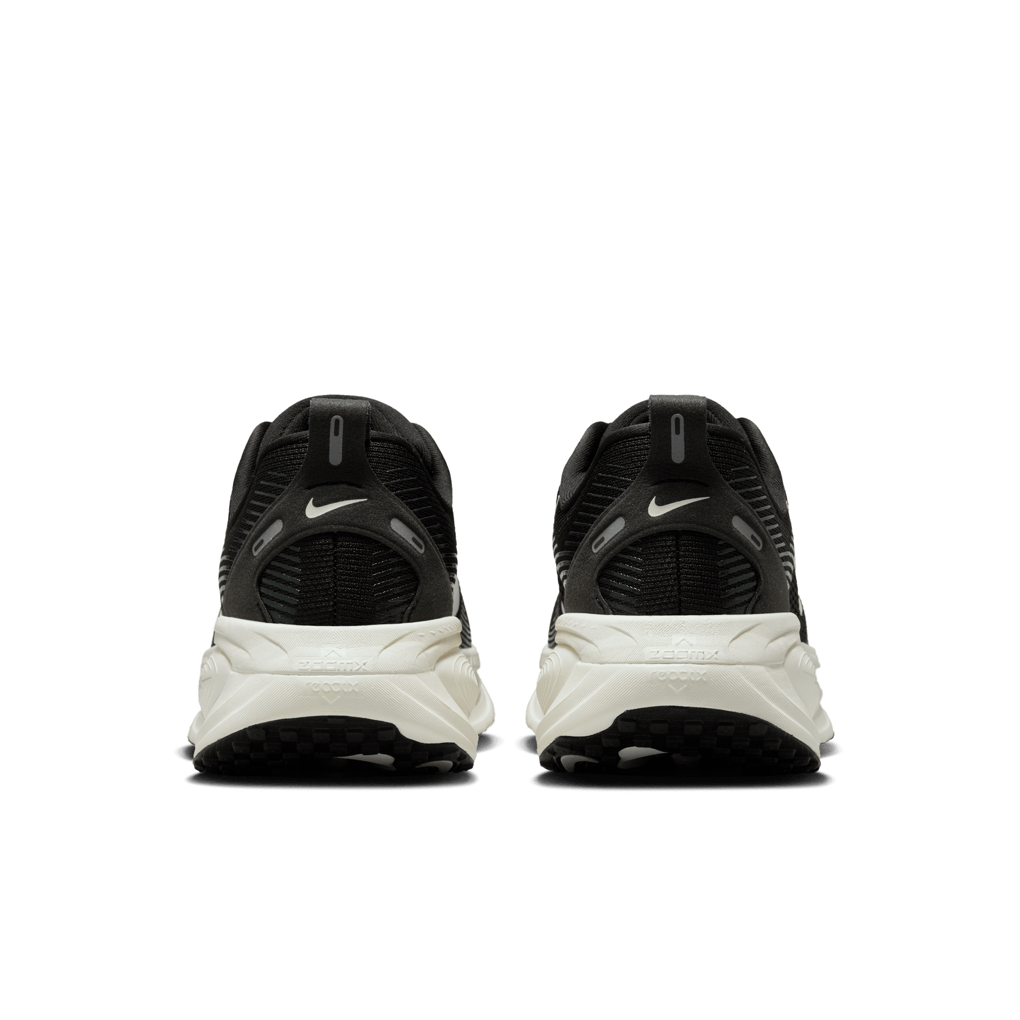 NIKE WOMEN'S VOMERO 18 - B - BLACK/SUMMIT WHITE