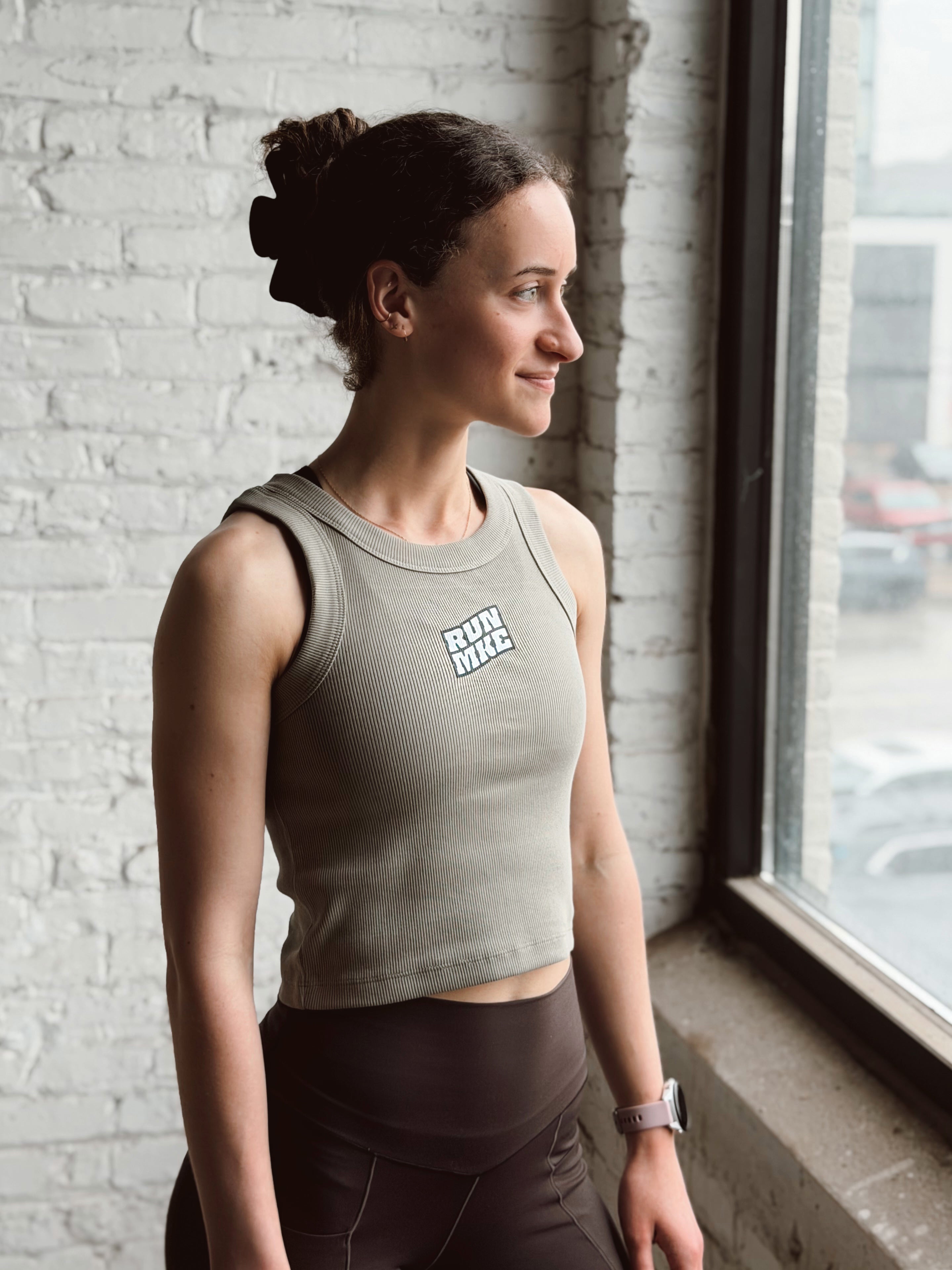 PR GEAR RUN MKE LIMITED EDITION WOMEN'S CROP TANK - EUCALYPTUS XS