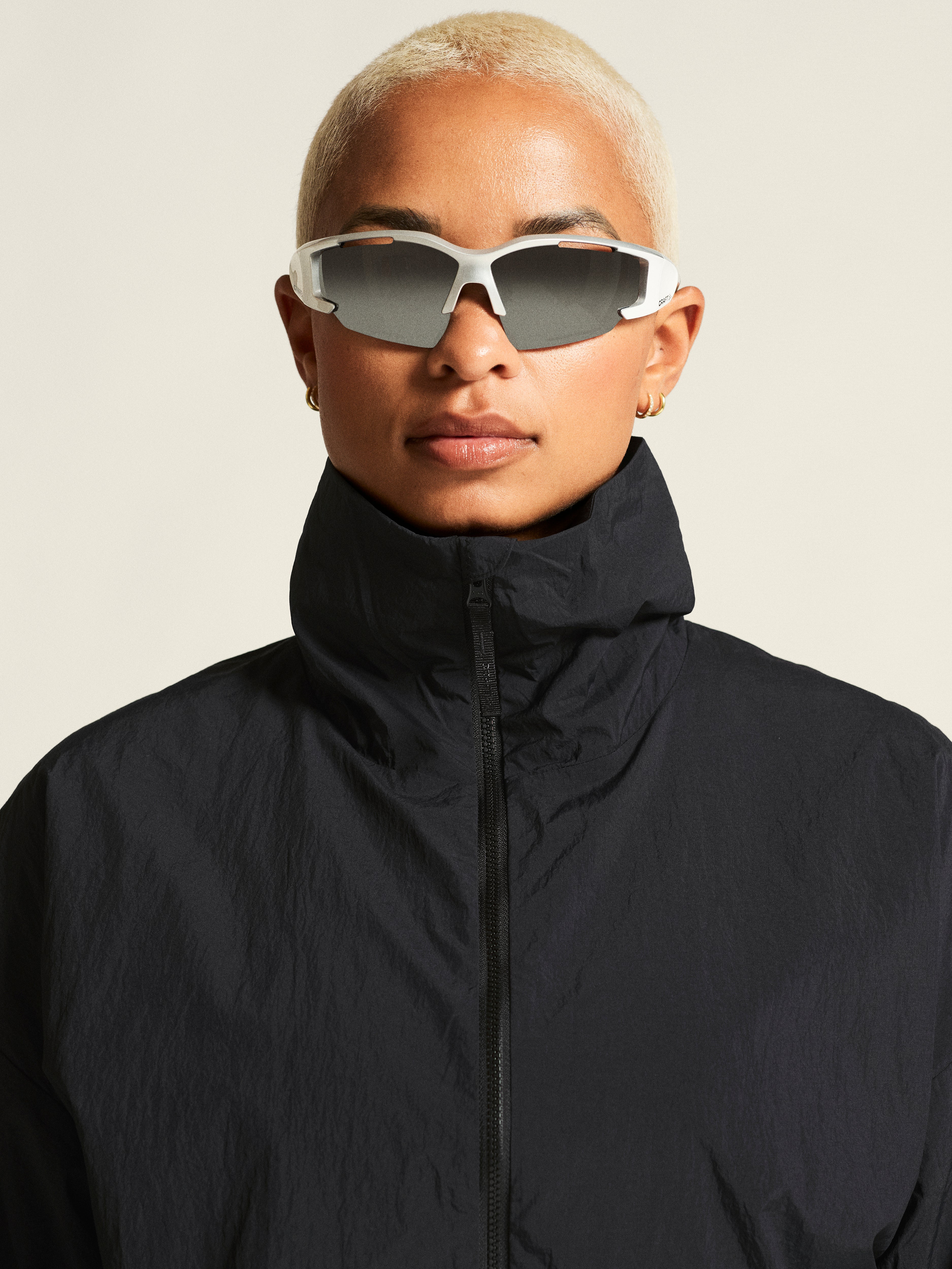 CRAFT WOMEN'S SUBZ LIGHT JACKET - BLACK