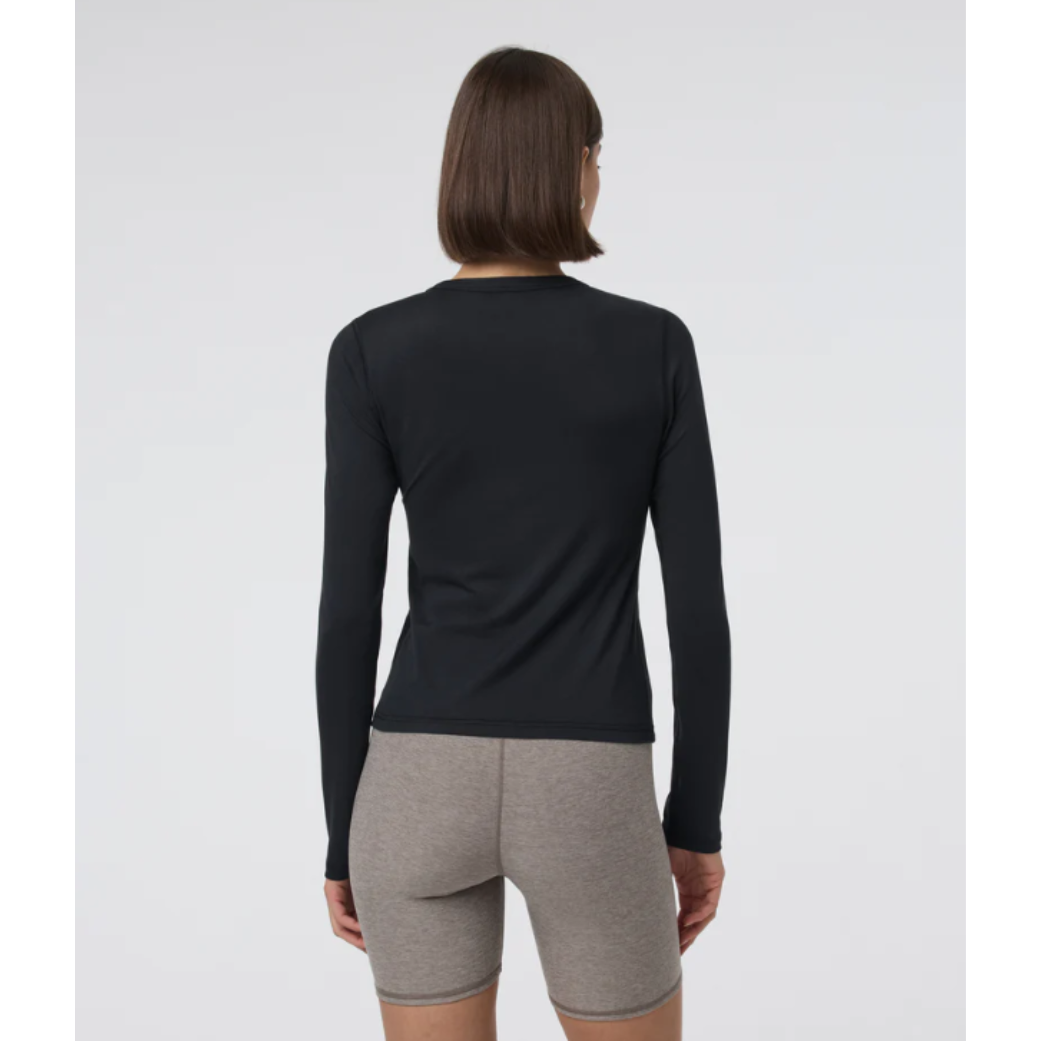 VUORI WOMEN'S LUX CREW LONG SLEEVE TEE - BLACK