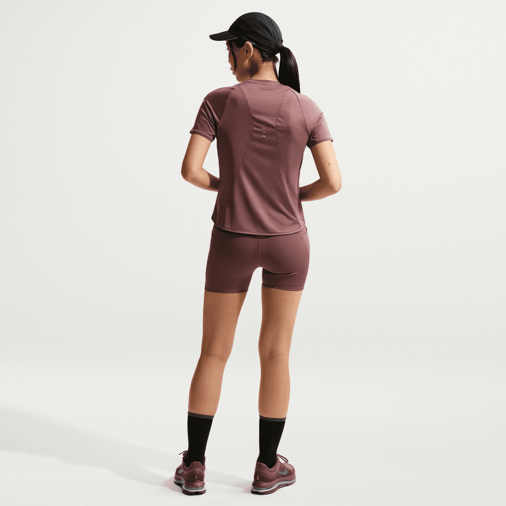 NIKE WOMEN'S SWIFT HIGH-WAISTED 4