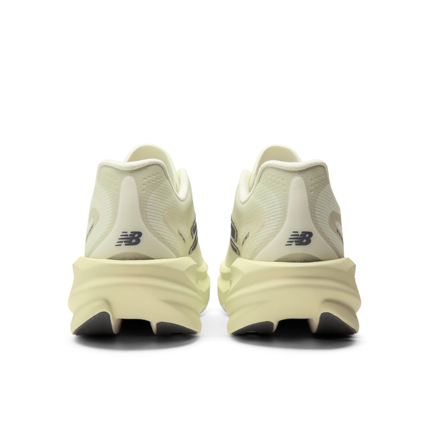 NEW BALANCE WOMEN'S SUPERCOMP REBEL V1 - PISTACHIO BUTTER