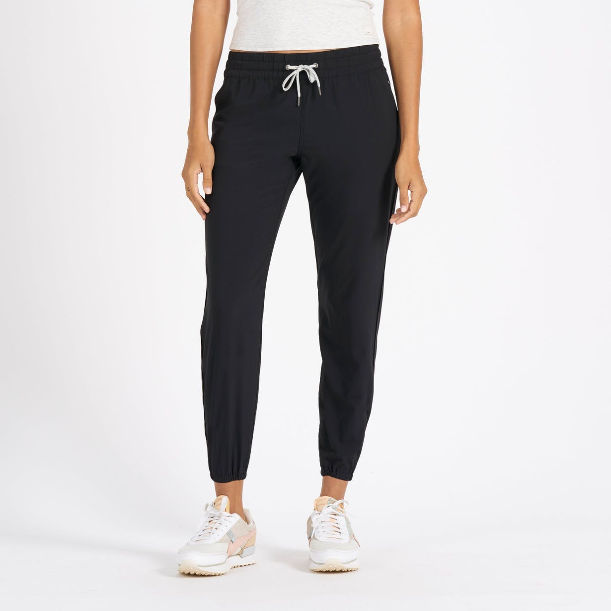 WOMEN'S WEEKEND JOGGER  Performance Running Outfitters