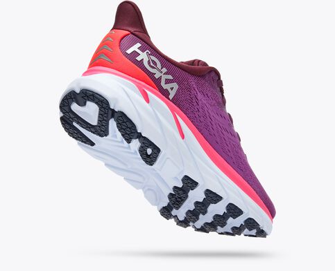 hoka one one clifton 8 wide dam