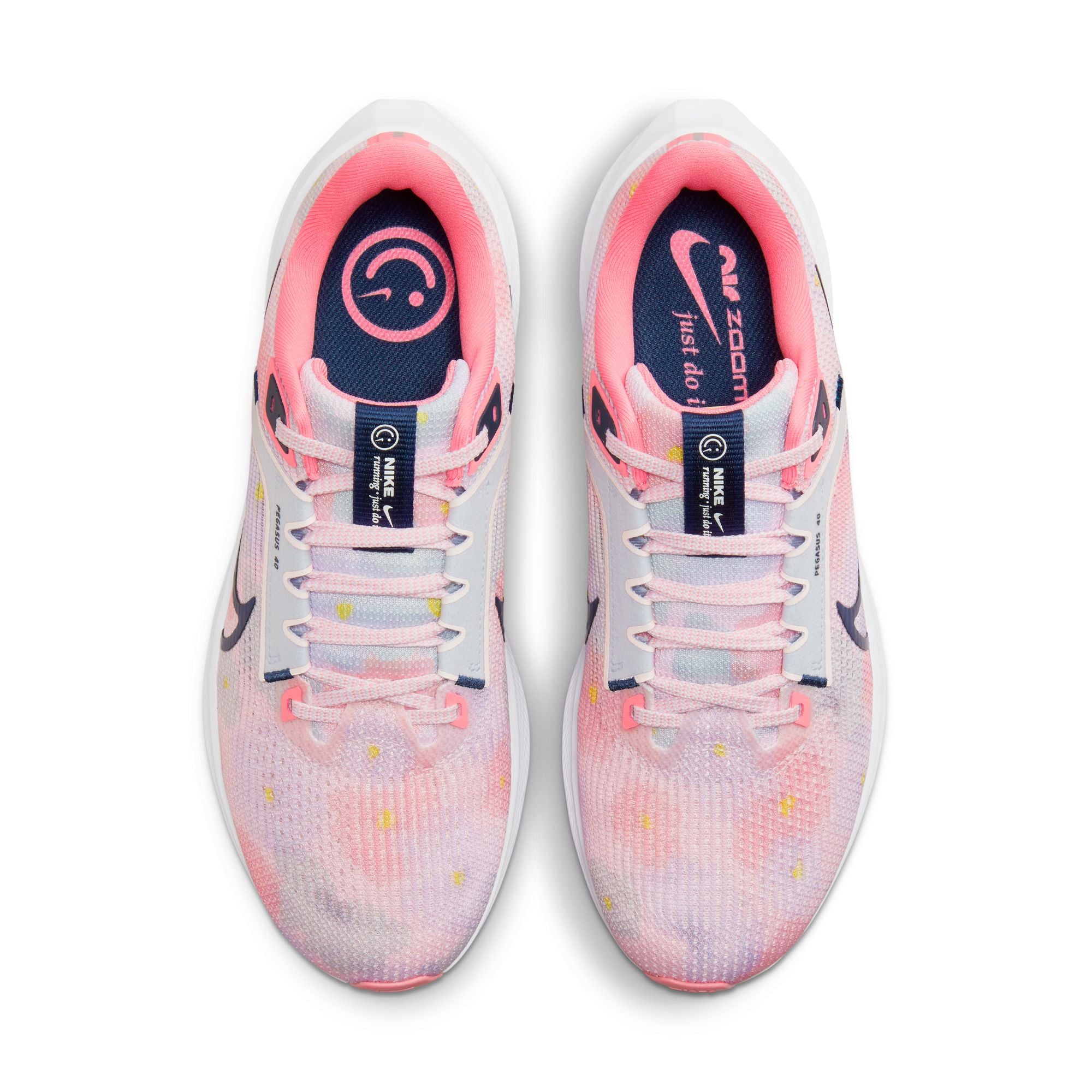 Nike Running Shoes, Women's Fashion, Footwear, Sneakers on Carousell