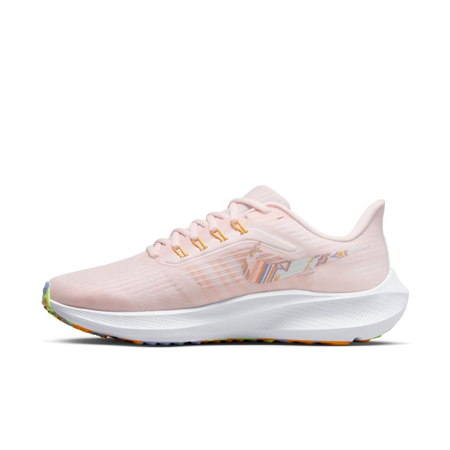 WOMEN'S NIKE PEGASUS 39 PREMIUM | Performance Running Outfitters