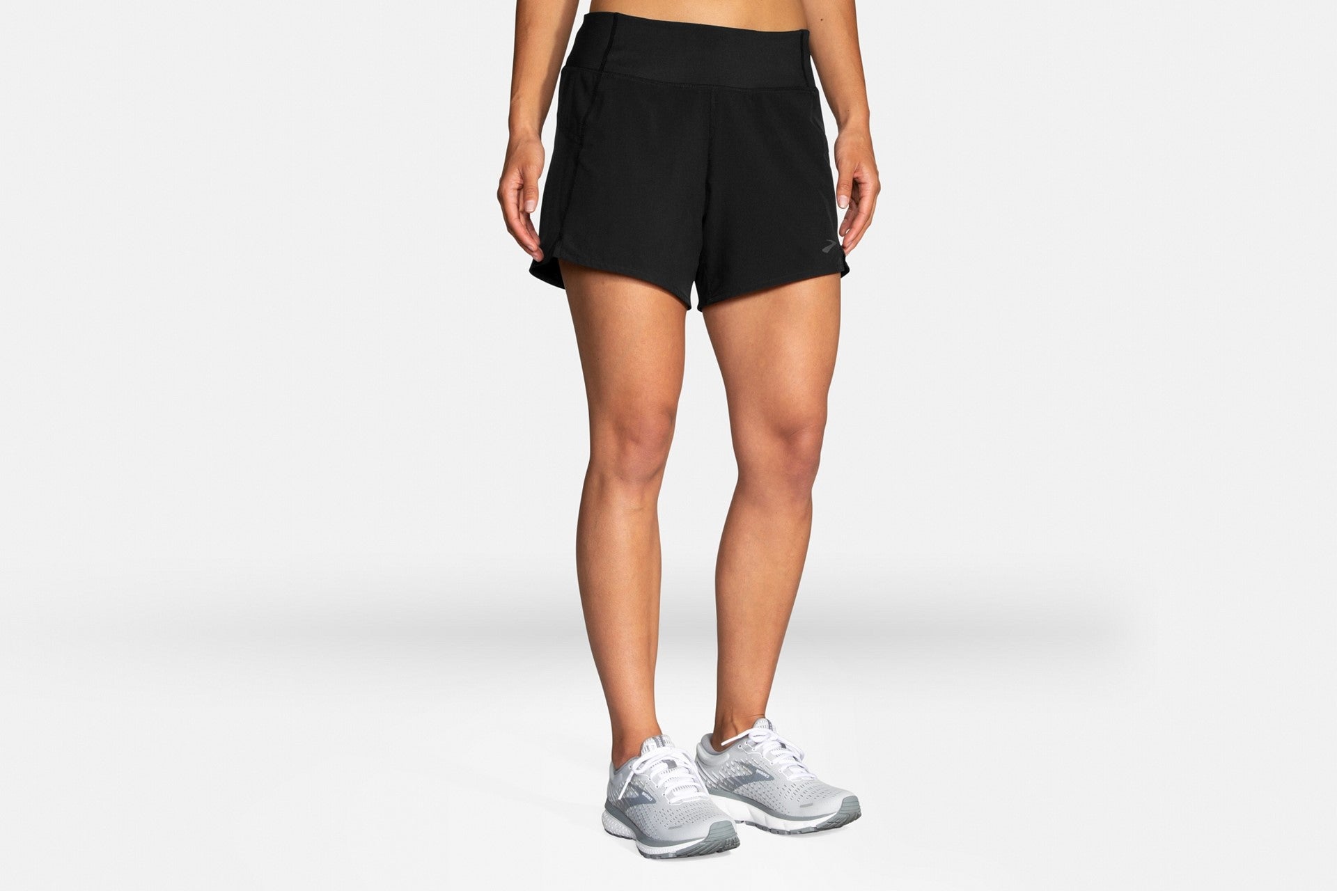 WOMEN'S CHASER 5 SHORT  Performance Running Outfitters