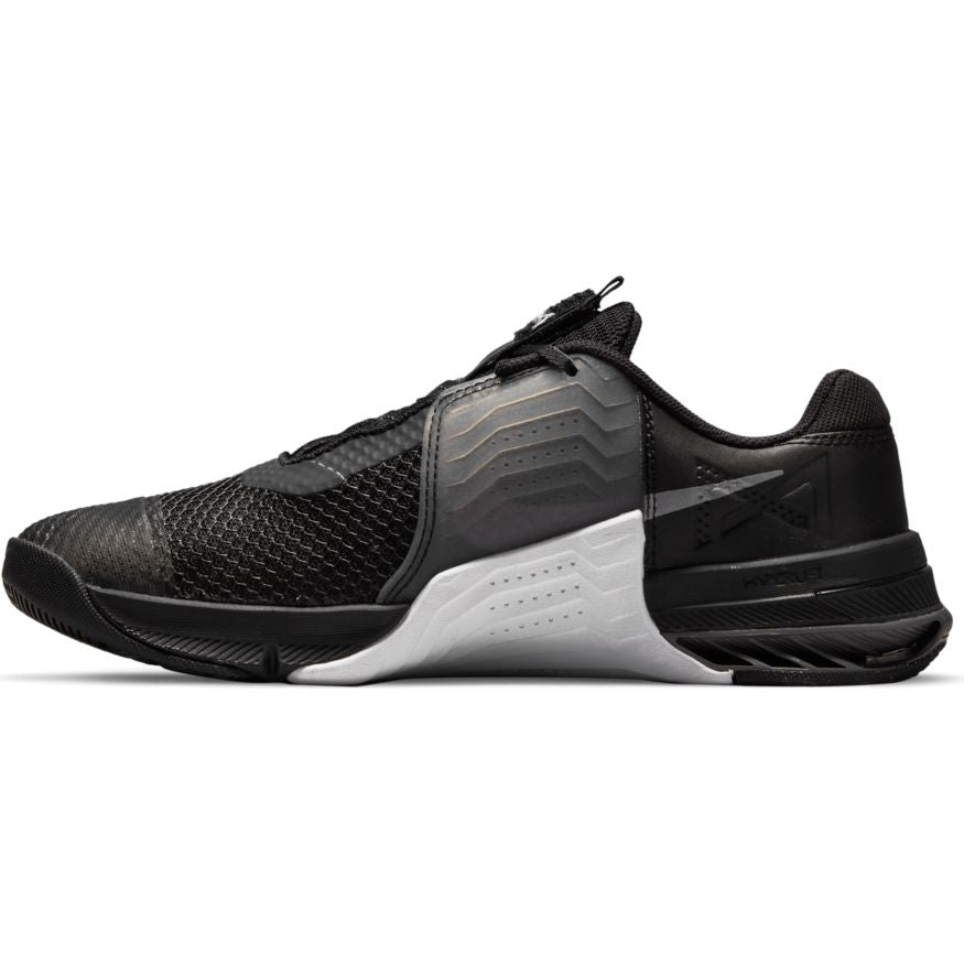 Nike metcon 4 hot sale black womens