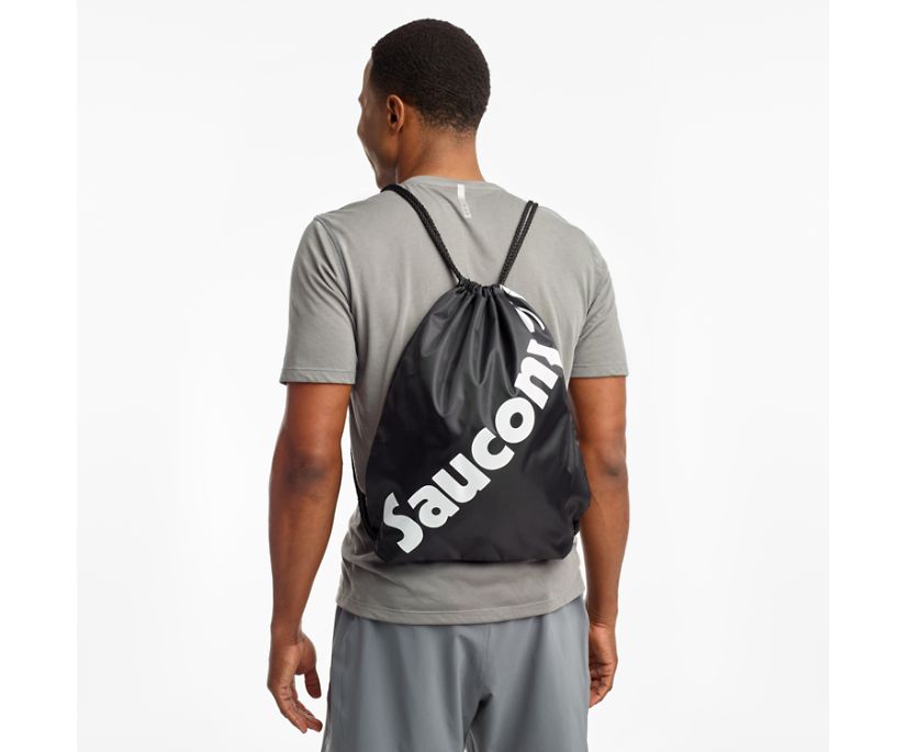 Saucony on sale spike bag